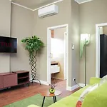 Apartament Metro Gambara 2min - Duomo & Navigli - Ac - Self Check In - 2 *